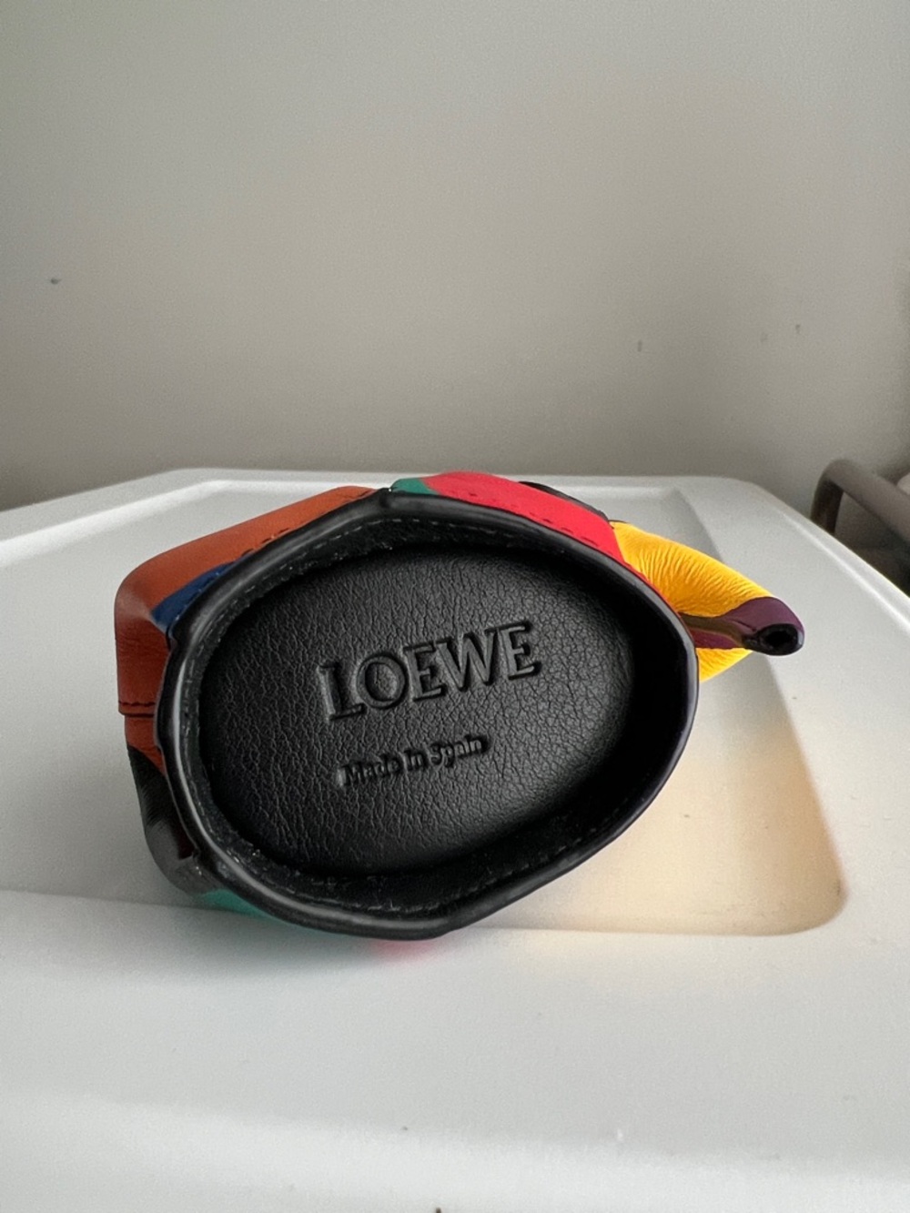 RARE Loewe Elephant Coin Purse Keychain- Multicolor Calfskin Leather - Picture 2 of 8